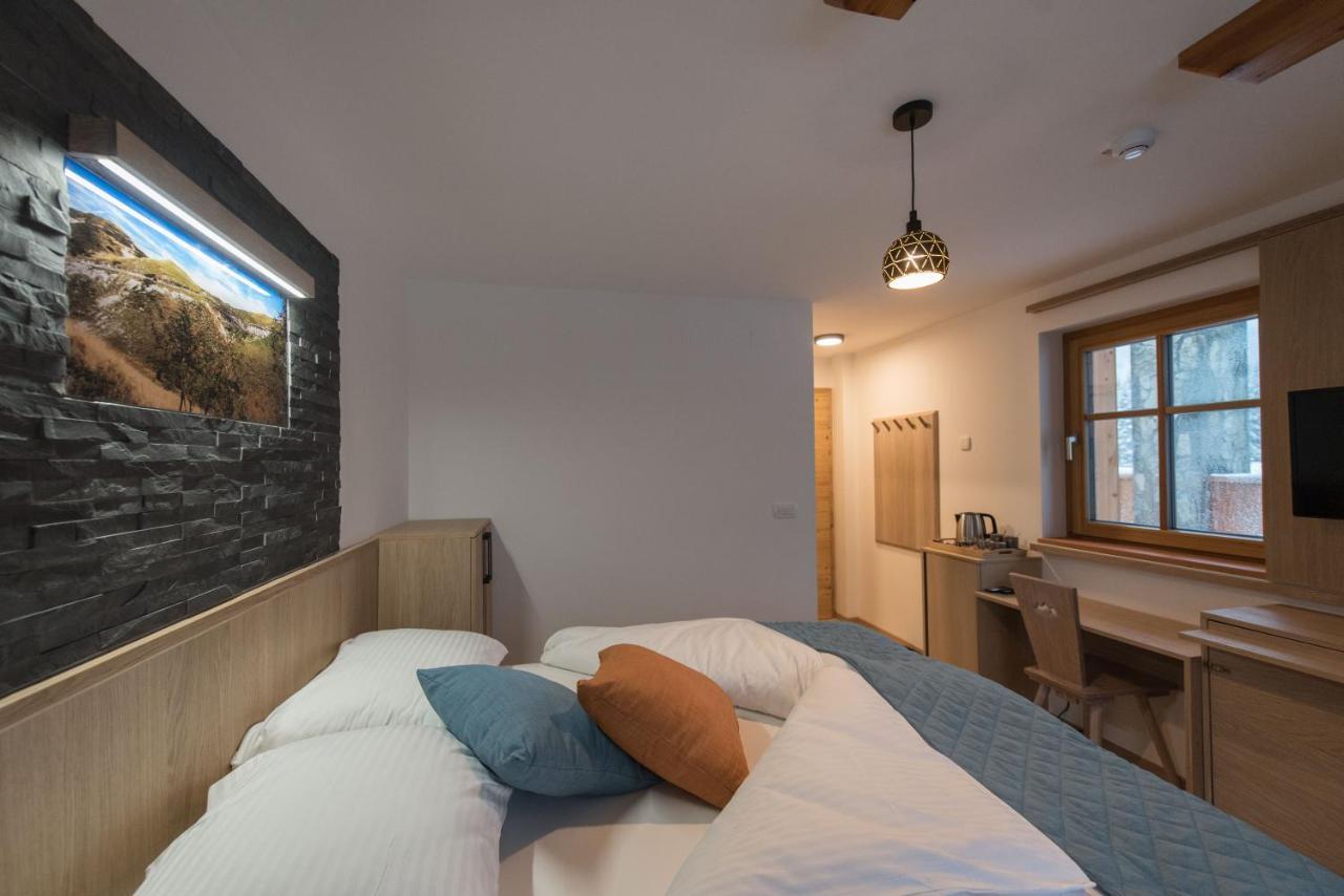 Guesthouse Lajnar Zgornja Sorica Exteriér fotografie