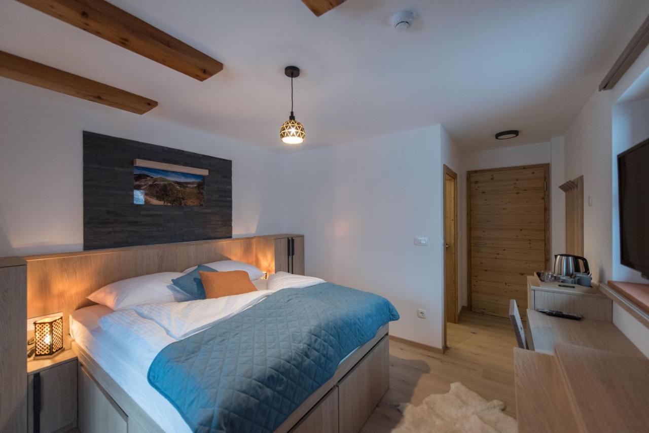 Guesthouse Lajnar Zgornja Sorica Exteriér fotografie